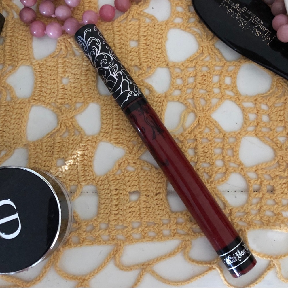 💫Kat Von D💫Everlasting Liquid Lipstick Nosferatu
